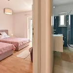 New Luxury 3 Bedroom 4 Air Conditioners * Zadar