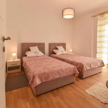 Daire New Luxury 3 Bedroom 4 Air Conditioners