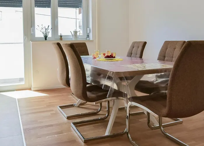 New Luxury 3 Bedroom 4 Air Conditioners Zadar