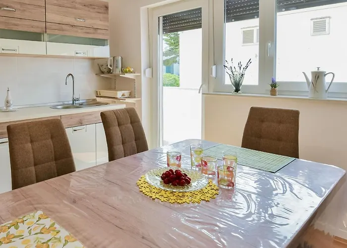New Luxury 3 Bedroom 4 Air Conditioners Zadar