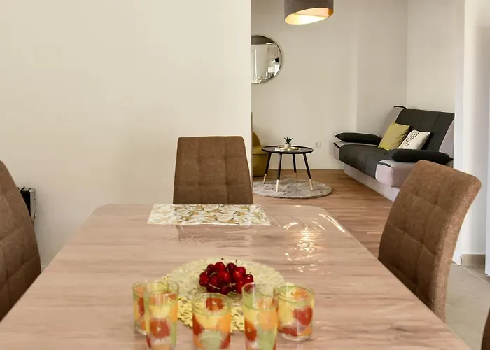 Apartment New Luxury 3 Bedroom 4 Air Conditioners Zadar