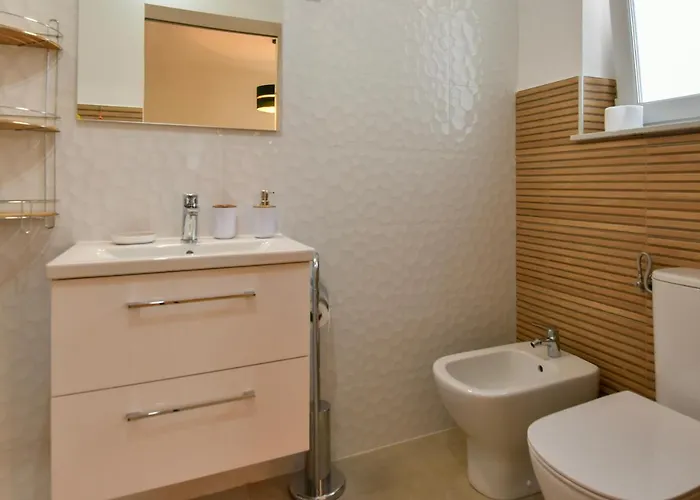 New Luxury 3 Bedroom 4 Air Conditioners Zadar